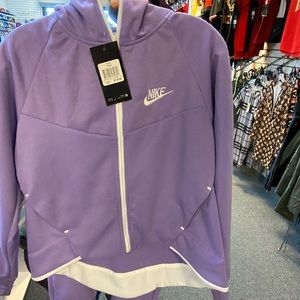 Women’s Nike Jogger Set